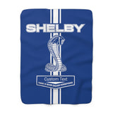 Personalisierte Decke aus Sherpa-Fleece mit Shelby-Cobra-Streifen, Blau